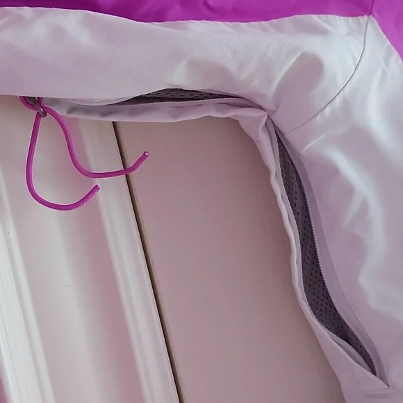 Colombia Light Jacket - Picture 4 of 7